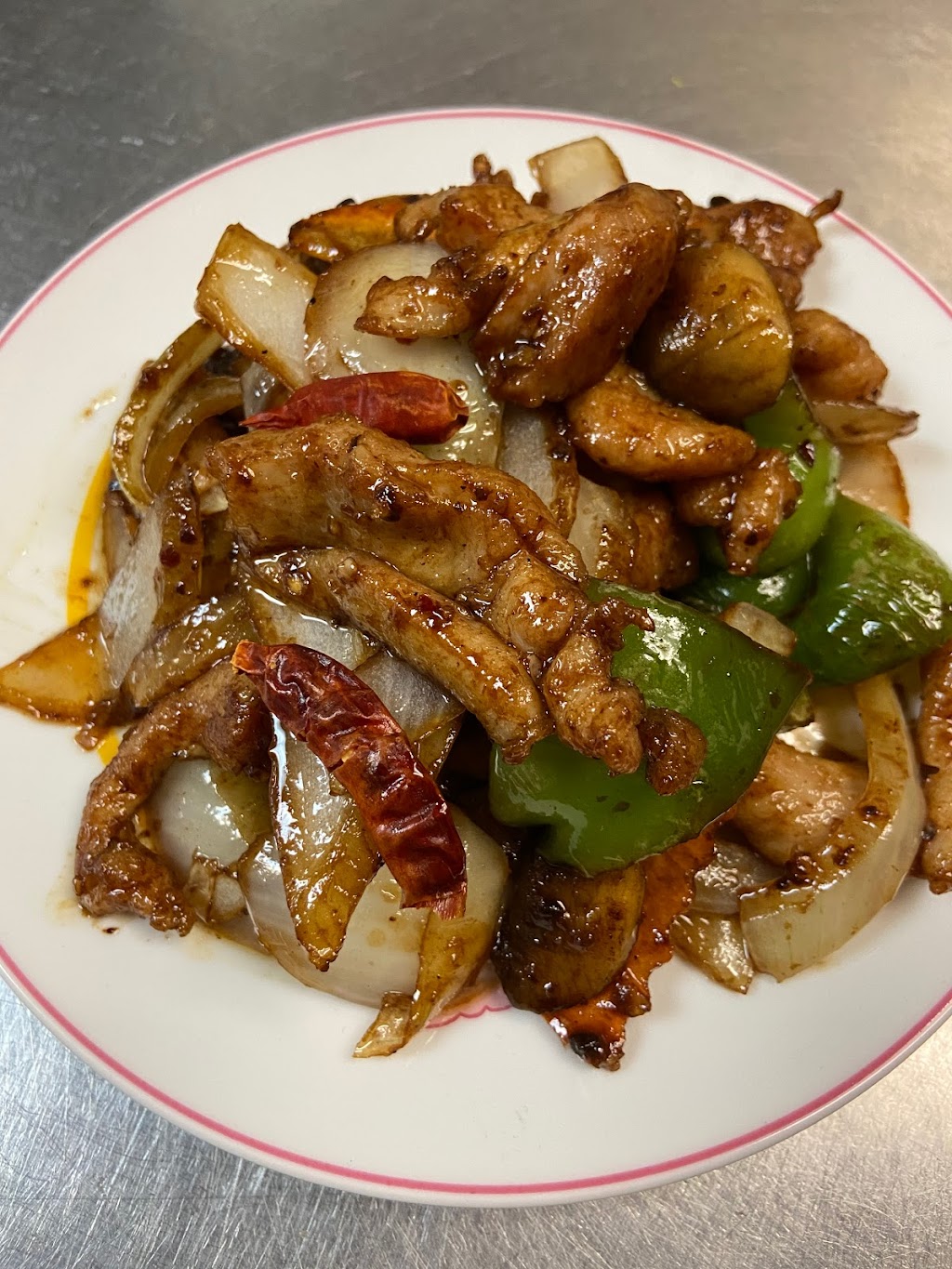 Yip Szechuan Chinese Restaurant | restaurant | 65-41 Myrtle Ave, Queens, NY 11385, USA | 7183861945 OR +1 718-386-1945