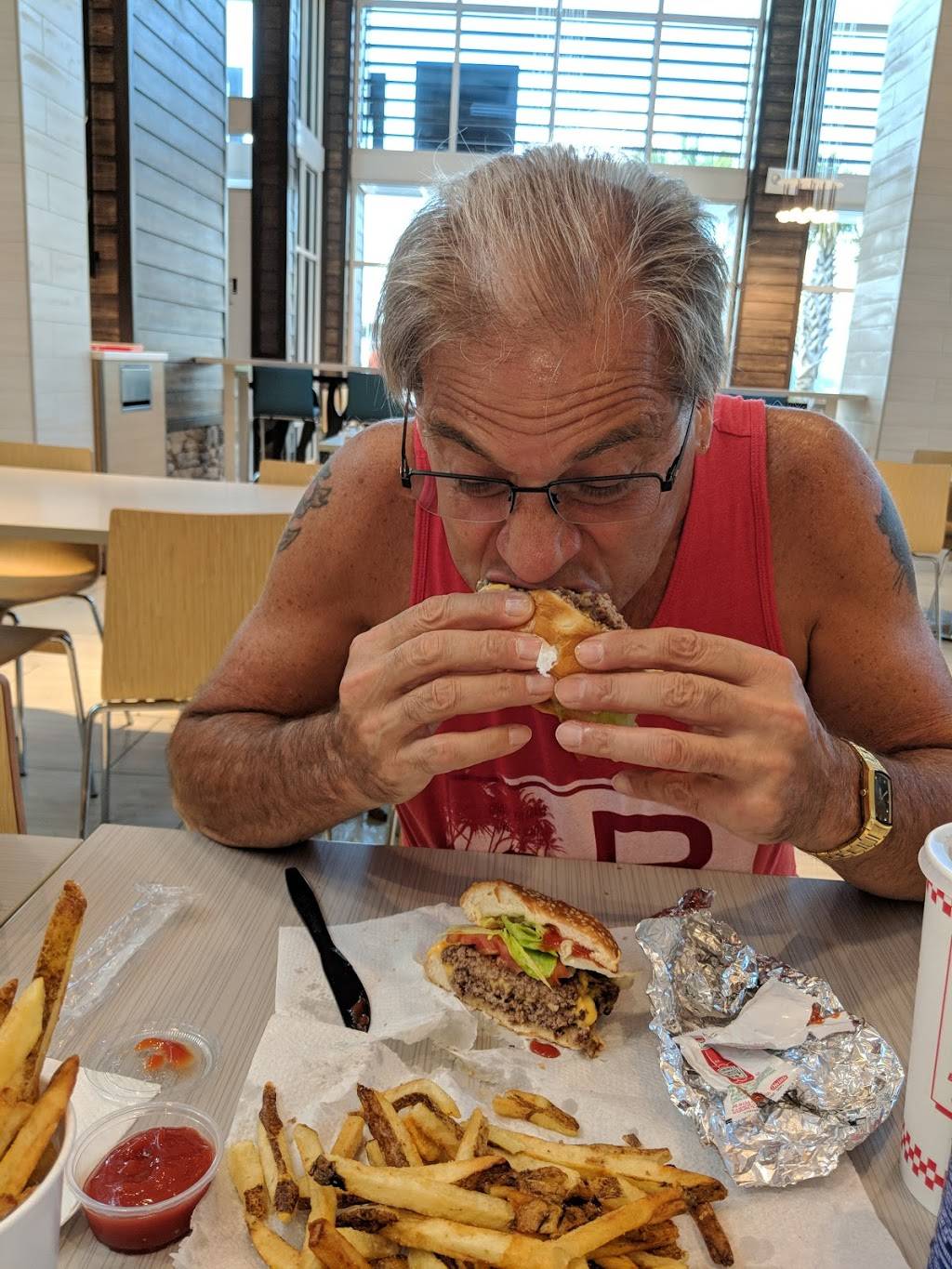 Five Guys | meal takeaway | 10835 Kings Rd, Myrtle Beach, SC 29572, USA | 8438399078 OR +1 843-839-9078