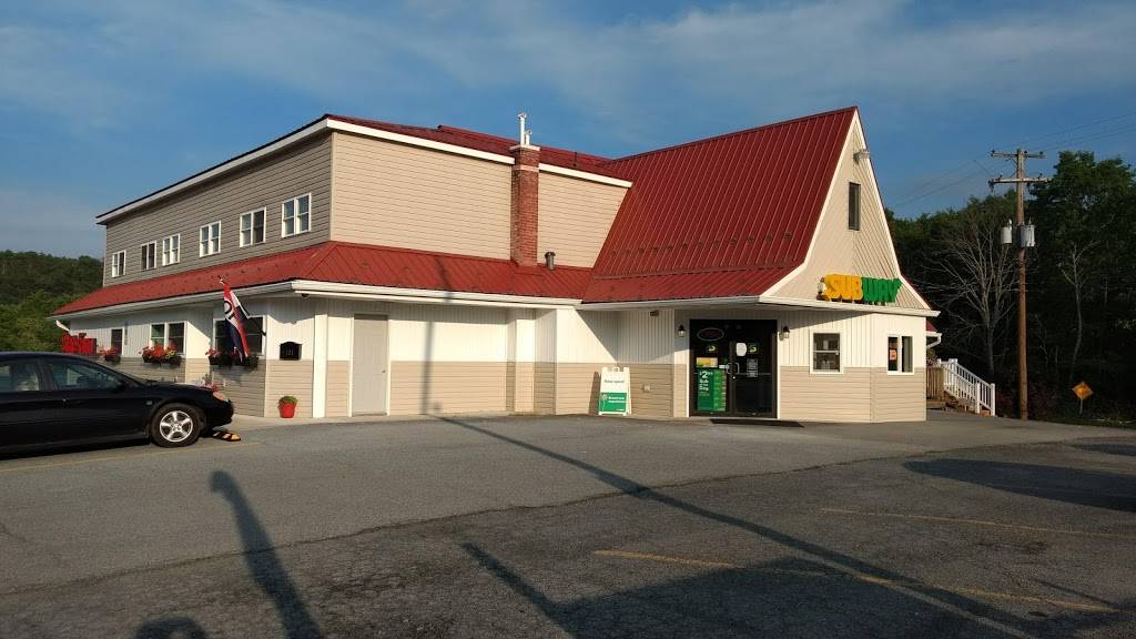 Subway Restaurants | restaurant | 3966 Lincoln Hwy Suite 102, Schellsburg, PA 15559, USA | 8147332500 OR +1 814-733-2500