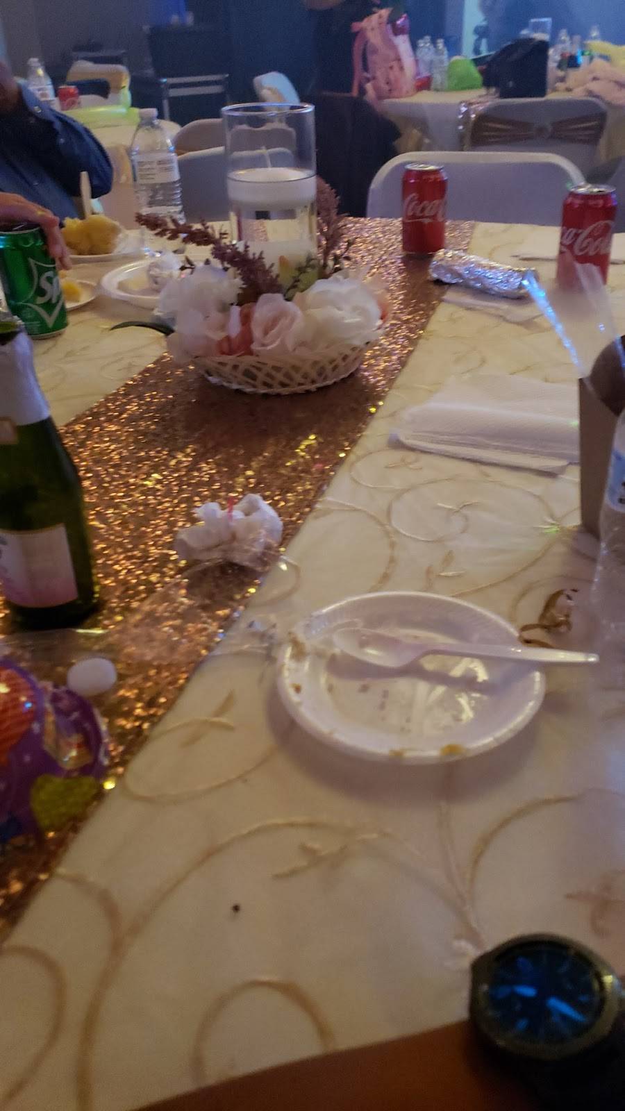 Flamingo Restaurant and Event Center | restaurant | 201 E Lake St, Minneapolis, MN 55408, USA | 6128249999 OR +1 612-824-9999