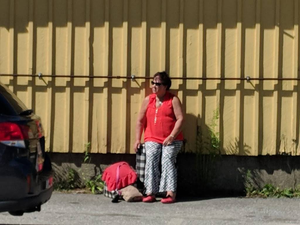 Ships Chow Hall | restaurant | 277 Bath Rd, Wiscasset, ME 04578, USA | 2078825530 OR +1 207-882-5530