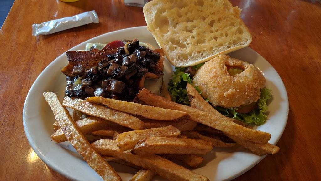 Buffalo Nickel Bar & Grill | restaurant | 105 S Llano St, Fredericksburg, TX 78624, USA | 8309973700 OR +1 830-997-3700