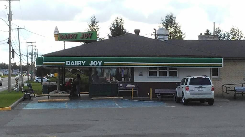 Dairy Joy Snack Bar | meal takeaway | 3723 Boulevard Frontenac E, Thetford Mines, QC G6H 4G3, Canada | 4183353341 OR +1 418-335-3341