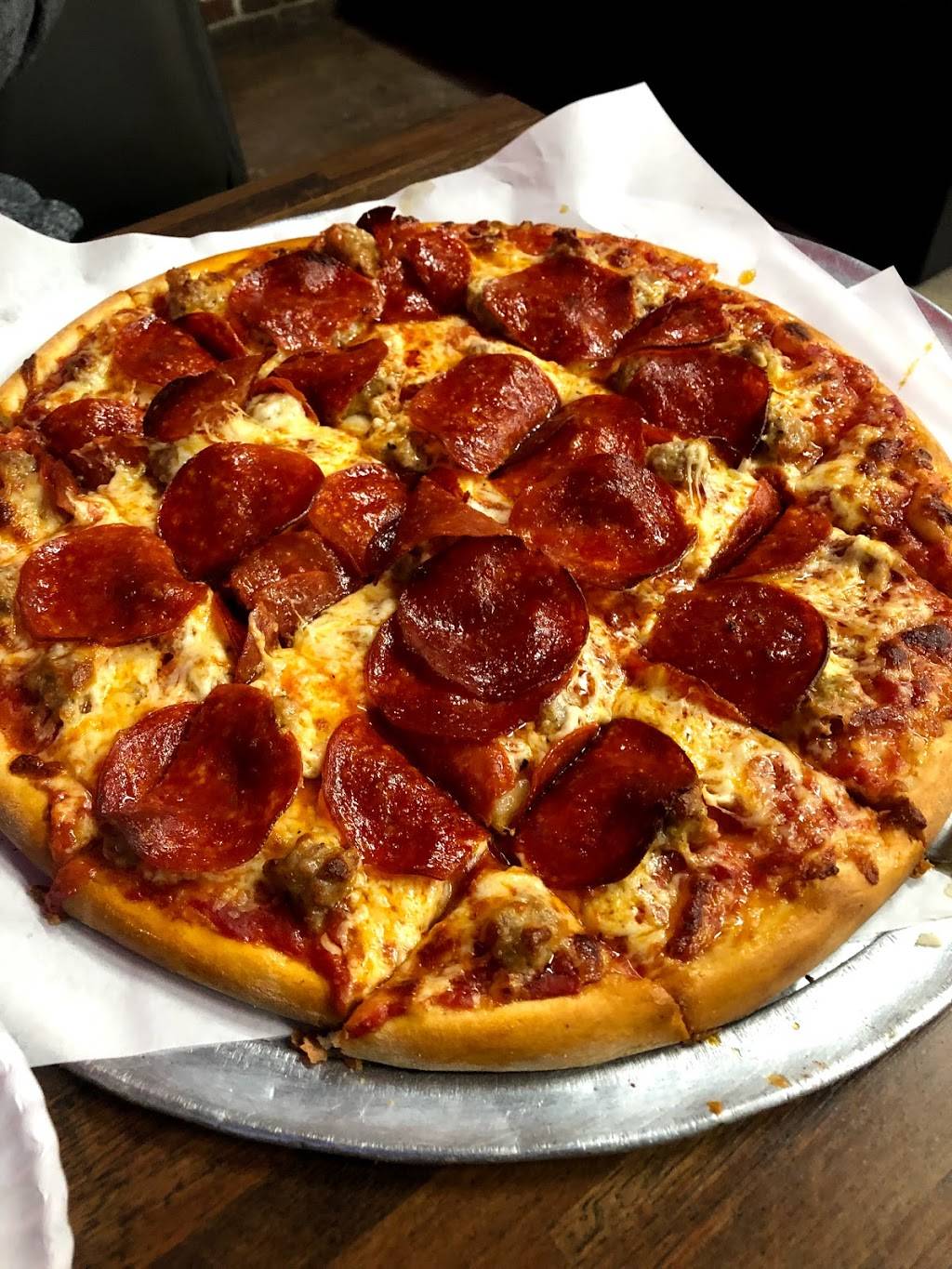 Cascianis Pizzeria | restaurant | 9200 Joliet Rd, Hodgkins, IL 60525, USA | 7084829200 OR +1 708-482-9200