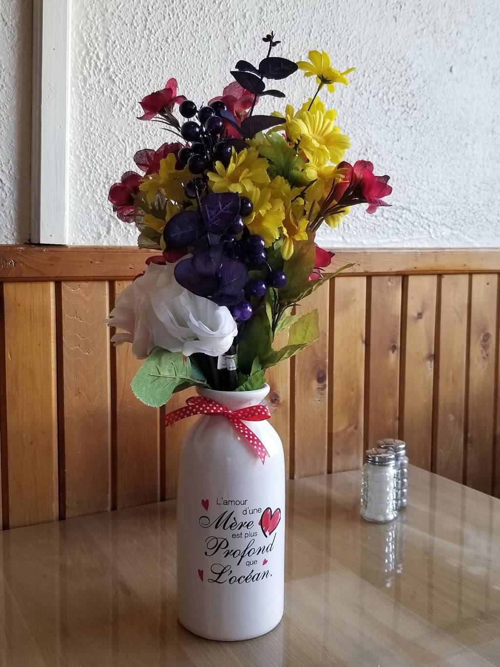 Resto Le Notre-Dame | restaurant | 142 Rue Notre Dame, Maniwaki, QC J9E 2J2, Canada | 8194497099 OR +1 819-449-7099