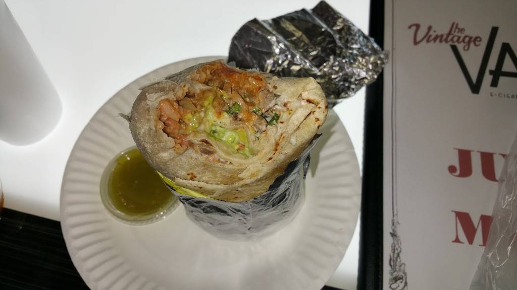 Salsa Britos | restaurant | 1504 S Euclid St # A, Anaheim, CA 92802, USA | 7145204512 OR +1 714-520-4512