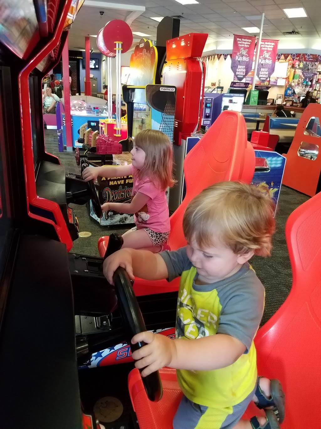 Chuck E. Cheeses | restaurant | 5455 Airport Hwy Ste 9-I, Toledo, OH 43615, USA | 4193820222 OR +1 419-382-0222