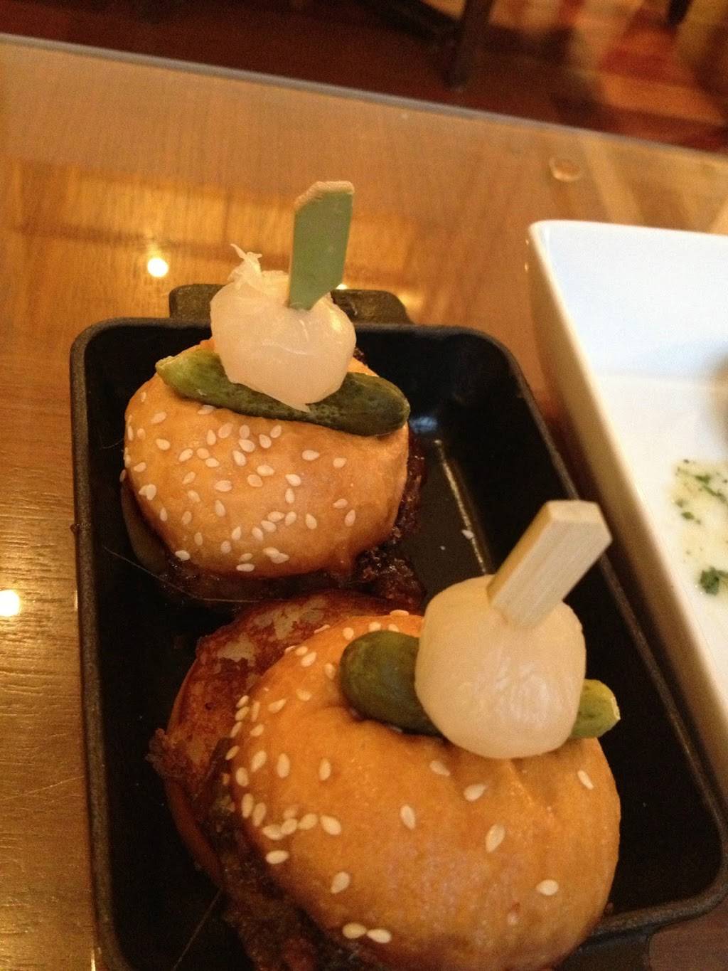 Bites | night club | 280 Vanderbilt Beach Rd, Naples, FL 34108, USA | 2395986644 OR +1 239-598-6644