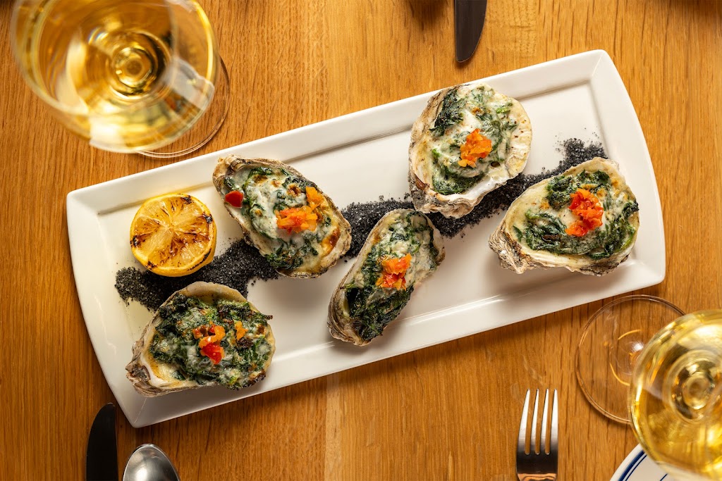 Nicks Quorum Bar & Supper Club | restaurant | 1001 Cass St, Omaha, NE 68102, USA | 4029984272 OR +1 402-998-4272