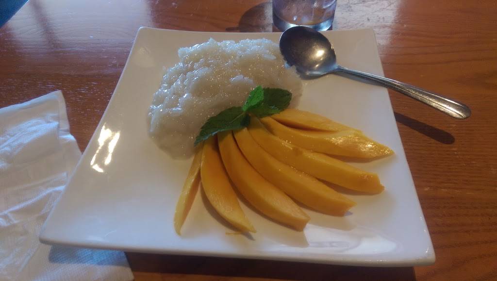 Ploys Thai Food | restaurant | 7309 SW Garden Home Rd, Portland, OR 97223, USA | 5038949034 OR +1 503-894-9034