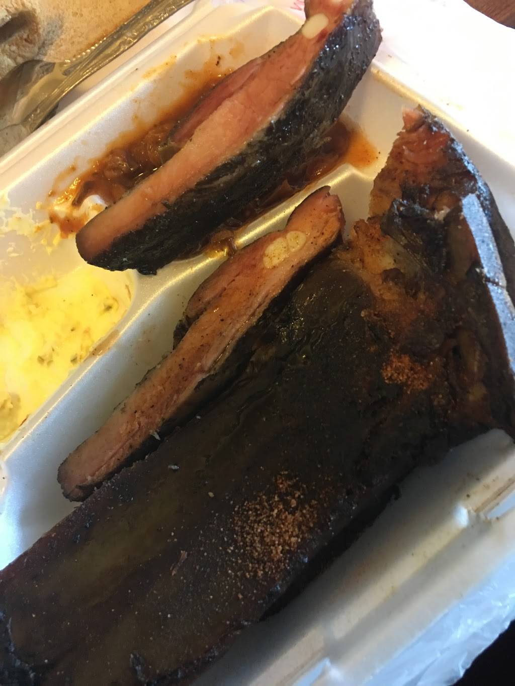 Julius Rib Cage | restaurant | 2958 S Seneca St, Wichita, KS 67217, USA | 3165242900 OR +1 316-524-2900