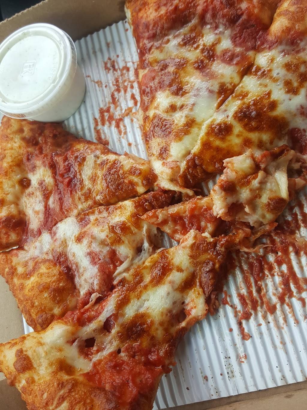 Jets Pizza | meal delivery | 3420 E Jefferson Ave, Detroit, MI 48207, USA | 3132590500 OR +1 313-259-0500