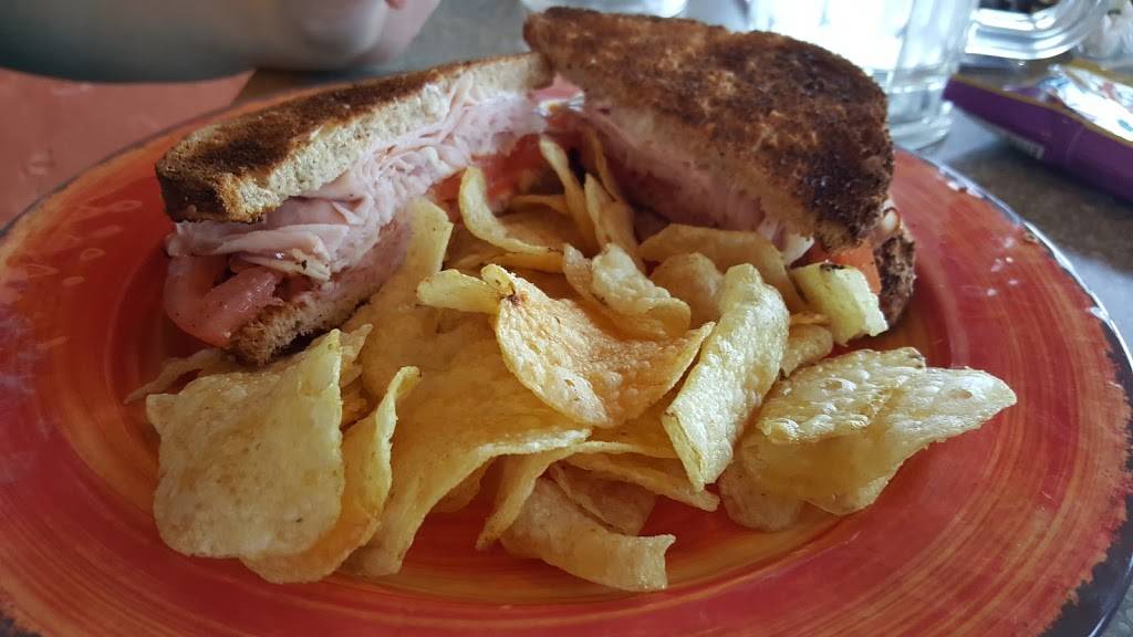 Isaacs Restaurant - East York | restaurant | 2960 Whiteford Rd, York, PA 17402, USA | 7177510515 OR +1 717-751-0515