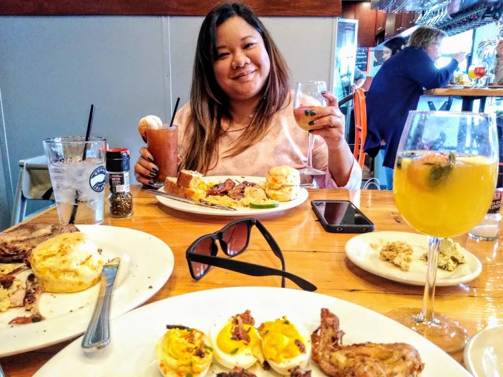 Bacon Hill Kitchen & Pub | restaurant | 4000 E Bristol St #8, Elkhart, IN 46514, USA | 5742642337 OR +1 574-264-2337