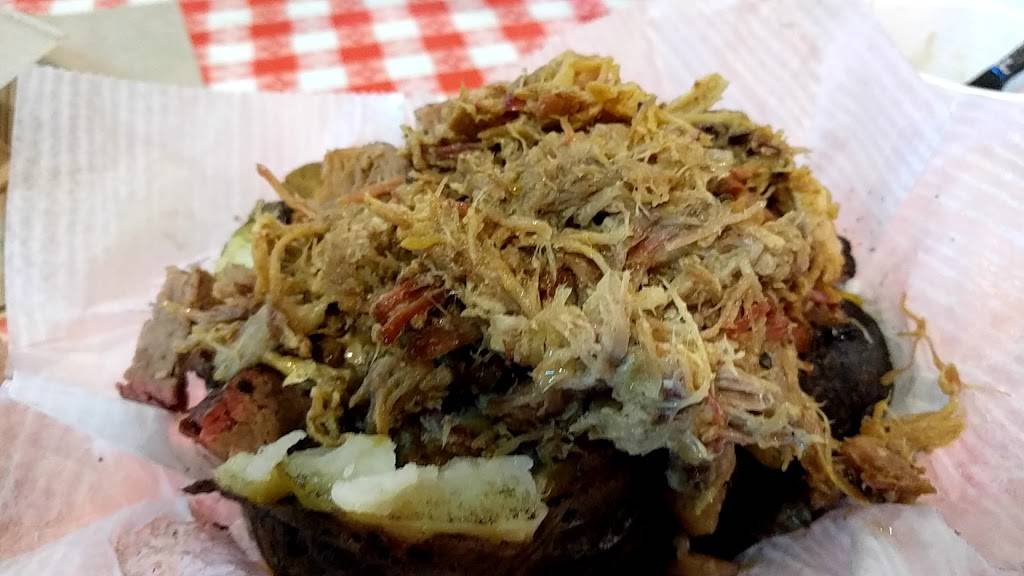 Rudys "Country Store" and Bar-B-Q | restaurant | 7300 W Chandler Blvd, Chandler, AZ 85226, USA | 4808746440 OR +1 480-874-6440