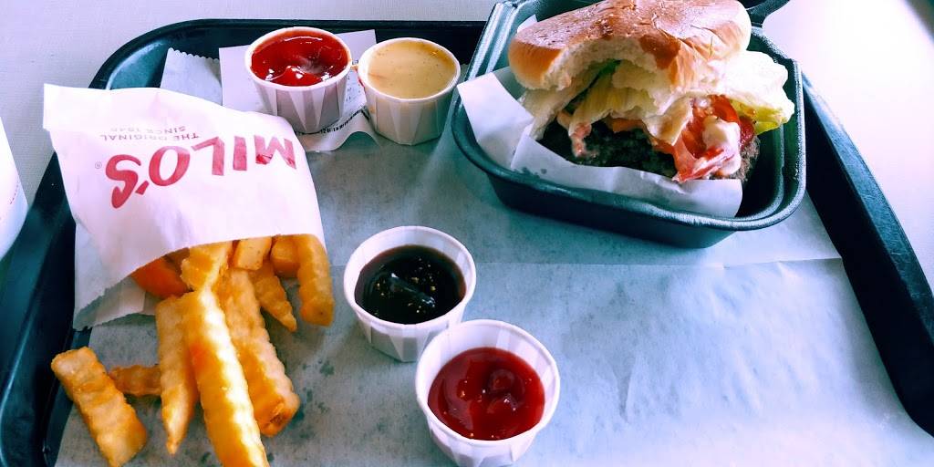 Milos Hamburgers | restaurant | 1210 Inverness Highland Dr, Birmingham, AL 35242, USA | 2059916456 OR +1 205-991-6456