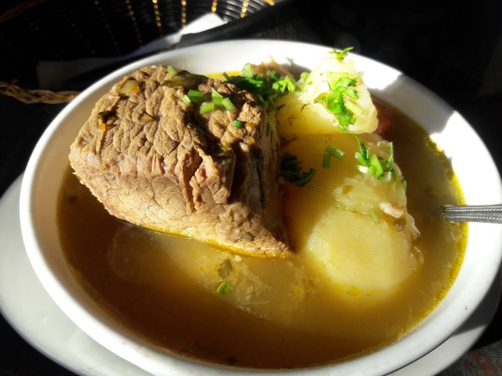 El Rinconcito Colombiano | restaurant | 226 Sumner St, Boston, MA 02128, USA | 8572660623 OR +1 857-266-0623