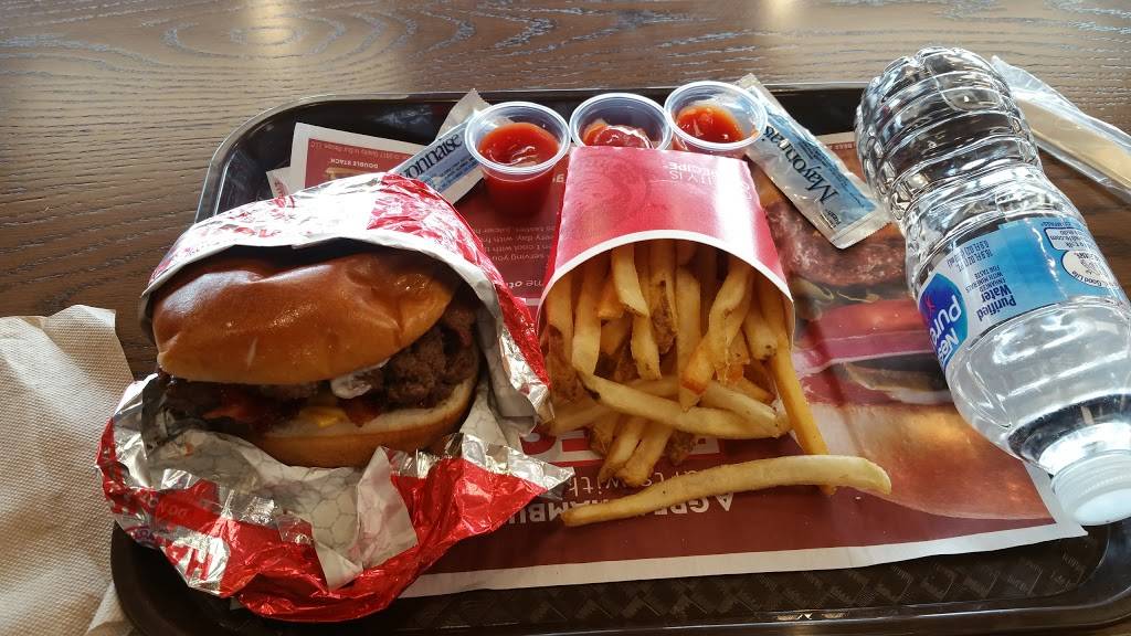 Wendys | restaurant | 138-42 Jamaica Ave, Jamaica, NY 11435, USA | 7185265944 OR +1 718-526-5944