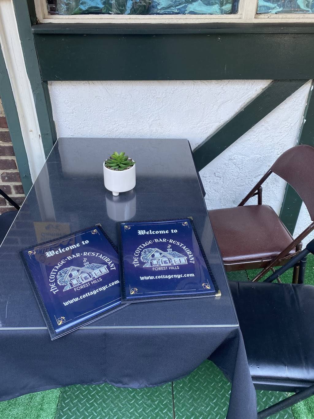 The Cottage restaurant bar | restaurant | 10807 72nd Ave, Queens, NY 11375, USA | 7184808052 OR +1 718-480-8052