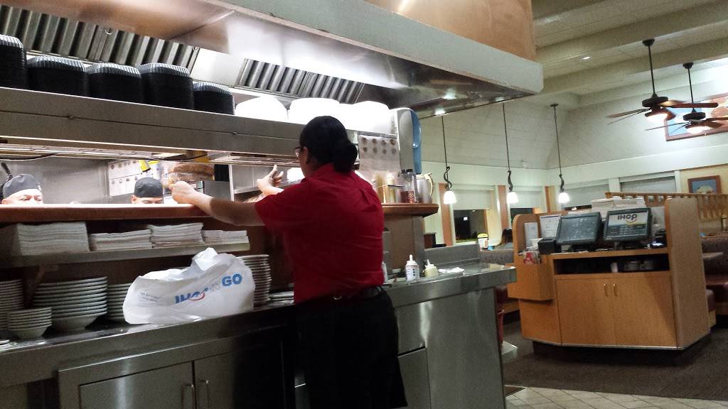 IHOP | restaurant | 605 N Glendale Ave, Glendale, CA 91206, USA | 8182420922 OR +1 818-242-0922