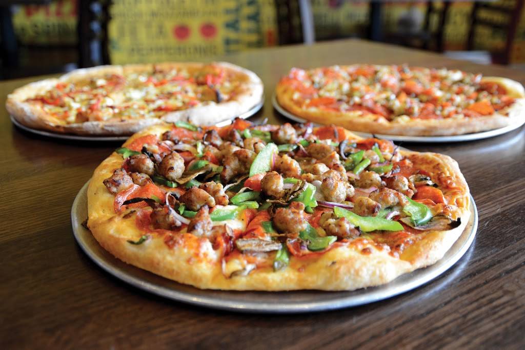 Rotolos Pizzeria | restaurant | 3015 N Dowlen Rd, Beaumont, TX 77706, USA | 4094341267 OR +1 409-434-1267