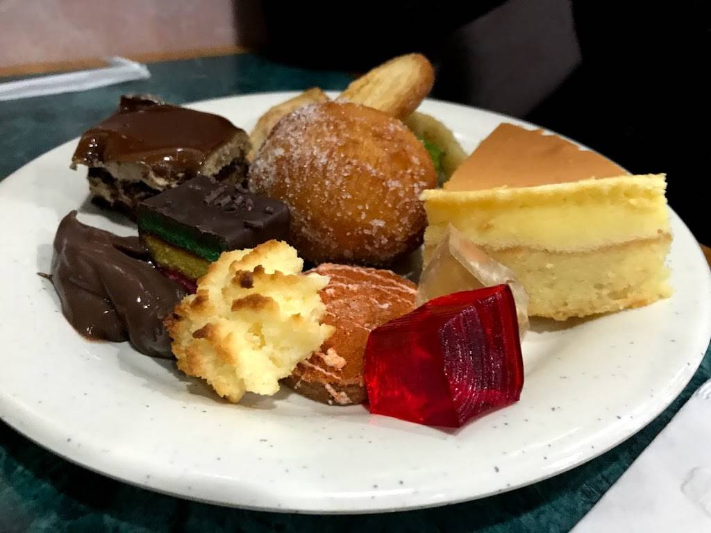 Empire Buffet | restaurant | 16149 Cross Bay Blvd, Howard Beach, NY 11414, USA | 7183232888 OR +1 718-323-2888