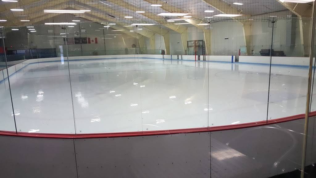 Ice Land Skating Center | restaurant | 6 Tennis Ct, Hamilton Township, NJ 08619, USA | 6095886672 OR +1 609-588-6672