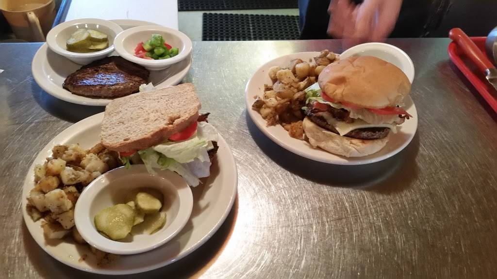 Davenport Maple Farm Restaurant | restaurant | 111 Tower Rd, Shelburne Falls, MA 01370, USA | 4136252866 OR +1 413-625-2866