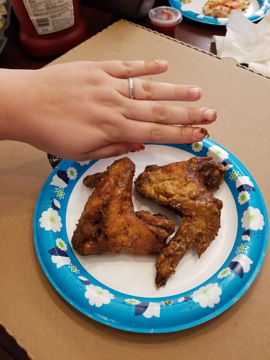 Full Circle Pies | restaurant | 4105 N Bend Rd, Cheviot, OH 45211, USA | 5138823335 OR +1 513-882-3335