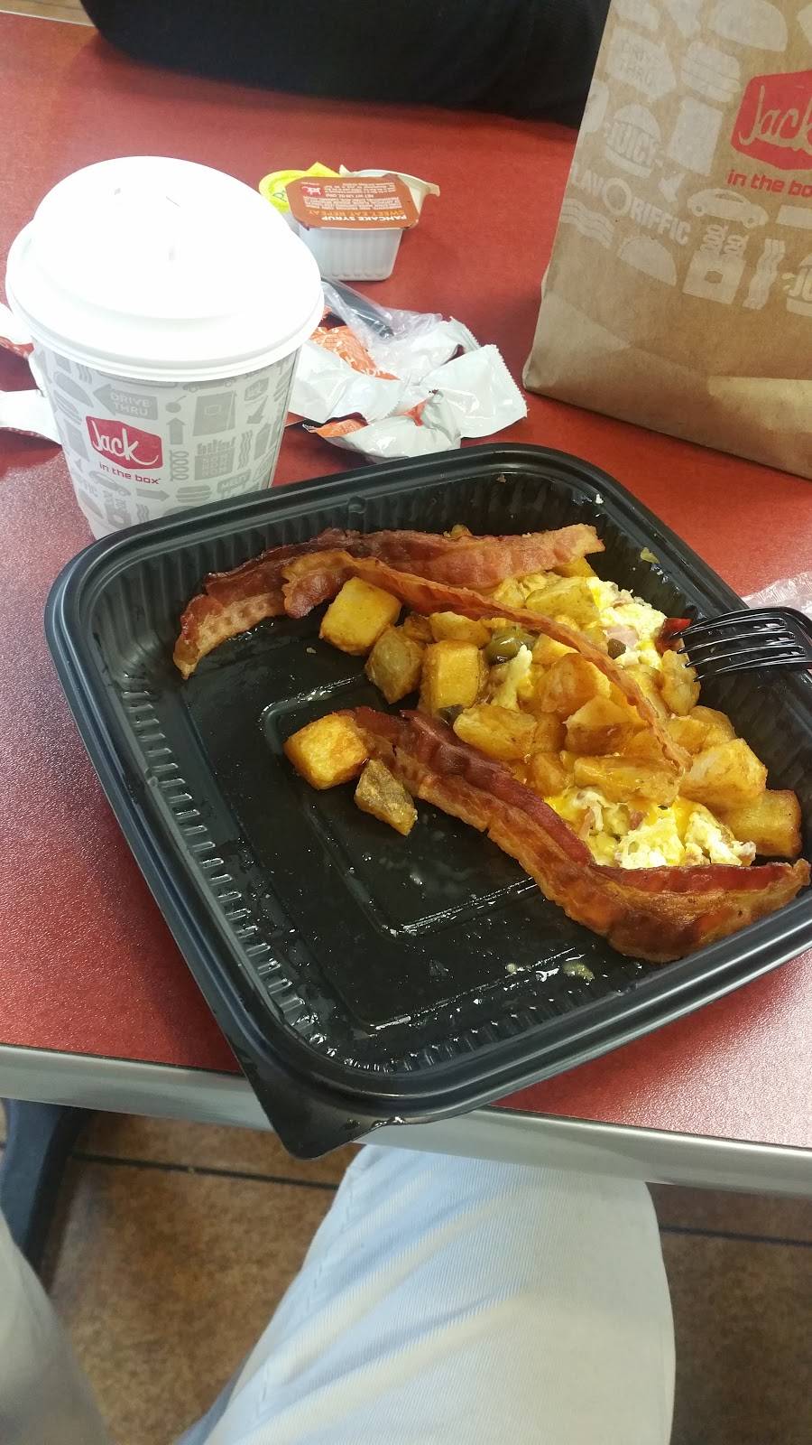 Jack in the Box | restaurant | 130 Cochran St, Simi Valley, CA 93065, USA | 8059550799 OR +1 805-955-0799