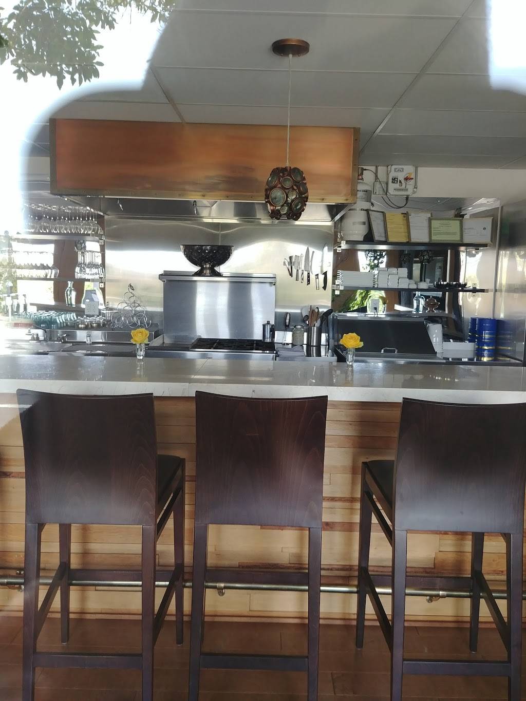 California Caviar Company | restaurant | 1403 Bridgeway, Sausalito, CA 94965, USA | 4153320822 OR +1 415-332-0822