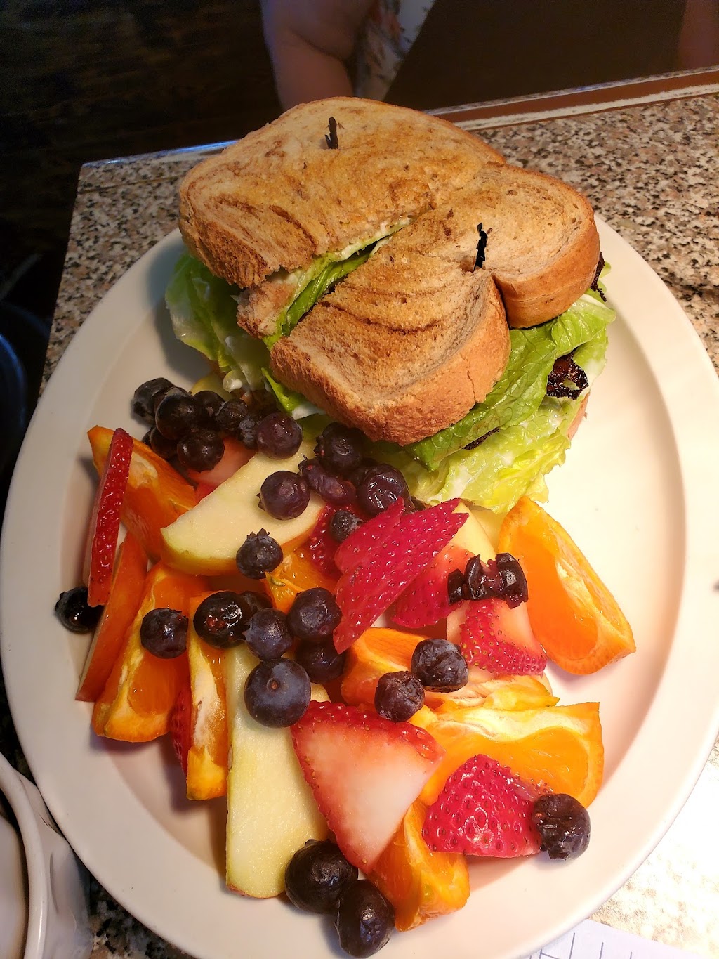 Dinner Bell Cafe | restaurant | 930 S F St, Lakeview, OR 97630, USA | 5412198019 OR +1 541-219-8019