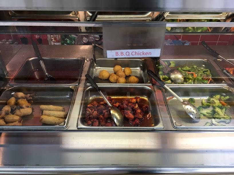 New Mr Wus Chinese Food | restaurant | 25 Frederick St, Kitchener, ON N2H 6M8, Canada | 5197435761 OR +1 519-743-5761