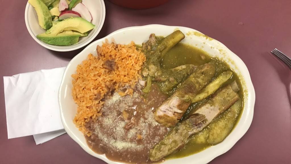 La Concha | restaurant | 2 W Main St, Elmsford, NY 10523, USA | 9145922335 OR +1 914-592-2335