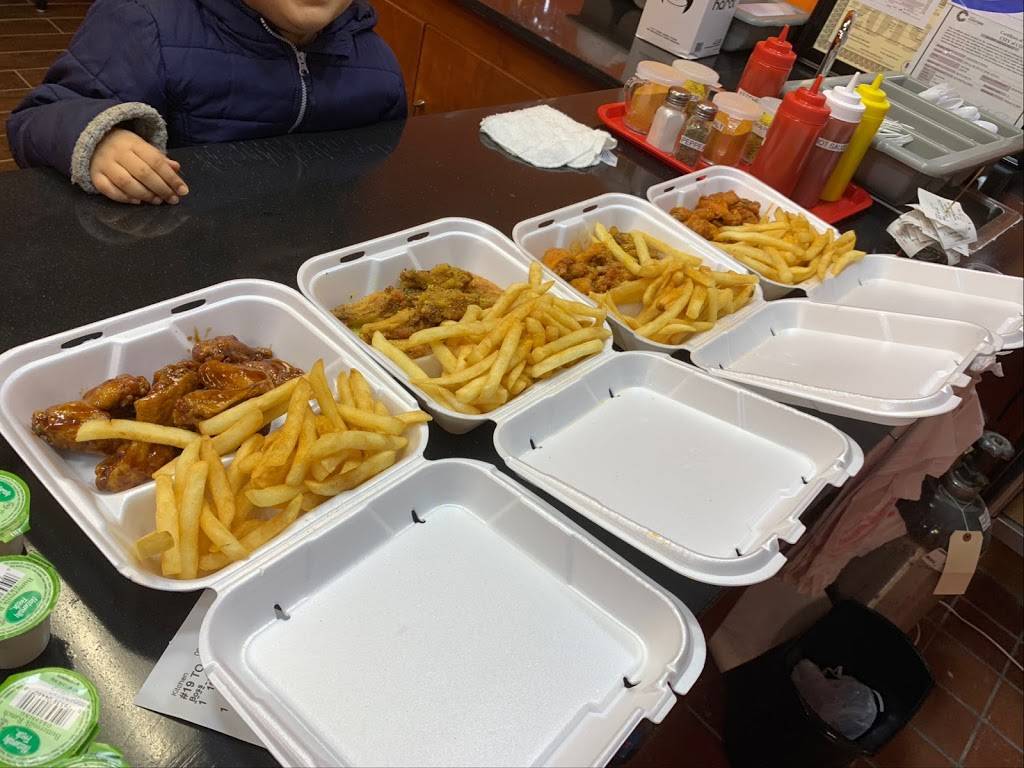 J Burger N Wings | restaurant | 2239 GA-20, Conyers, GA 30013, USA | 7702854600 OR +1 770-285-4600