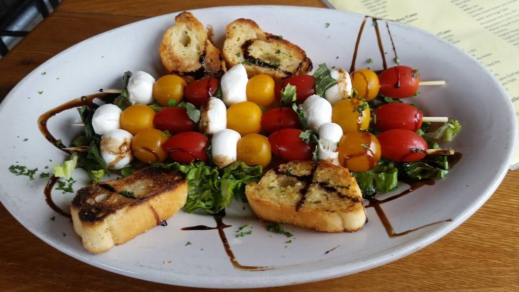 The Evergreen Pub & Grill | restaurant | 1400 W Main St, St. Charles, IL 60174, USA | 3319015142 OR +1 331-901-5142