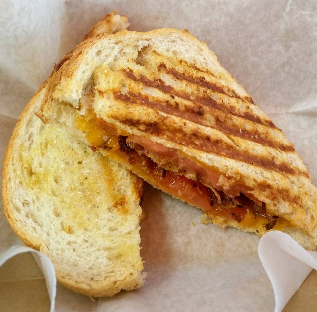 Bergs Bistro | restaurant | 2 Shircliff Way, Jacksonville, FL 32204, USA | 9043087300 OR +1 904-308-7300