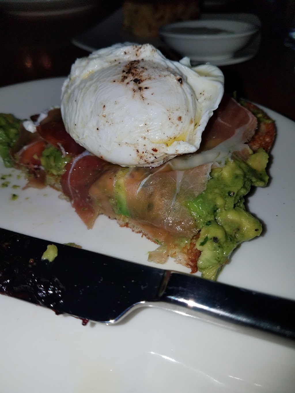 The Larder at Burton Way | meal takeaway | 8500 Burton Way, Los Angeles, CA 90048, USA | 3102788060 OR +1 310-278-8060