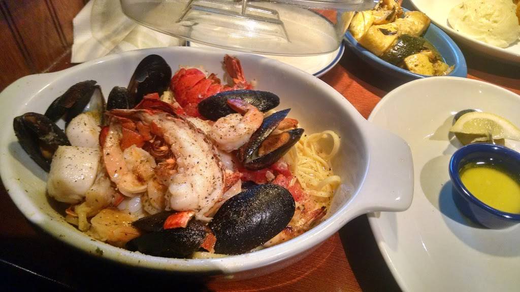 Red Lobster | restaurant | 2000 25th St, Columbus, IN 47201, USA | 8123751733 OR +1 812-375-1733