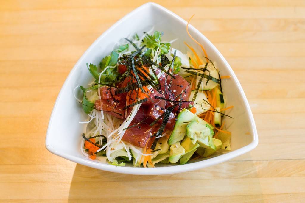 Sushi Sam | restaurant | 500 W Southlake Blvd # 138, Southlake, TX 76092, USA | 8174101991 OR +1 817-410-1991