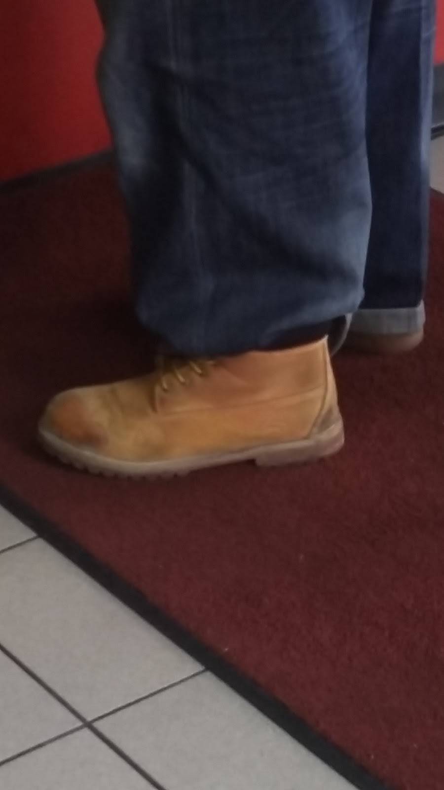 Harolds Chicken Shack #52 | restaurant | 7200 S Western Ave, Chicago, IL 60636, USA | 7737789182 OR +1 773-778-9182