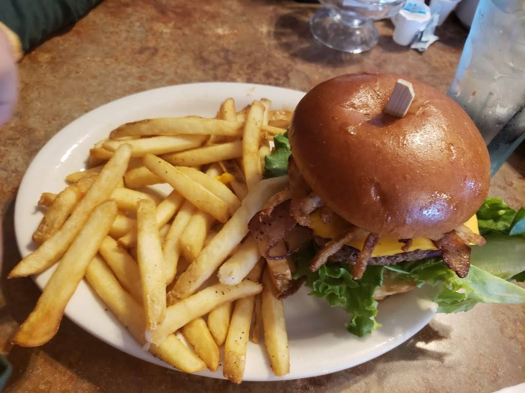 Perkos Cafe | cafe | 901 N Carpenter Rd, Modesto, CA 95351, USA | 2095293100 OR +1 209-529-3100