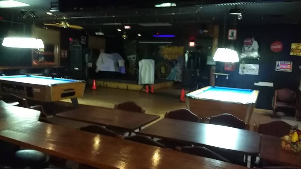 Taps Pub | restaurant | 124 Green Dr, Avilla, IN 46710, USA | 2608973331 OR +1 260-897-3331