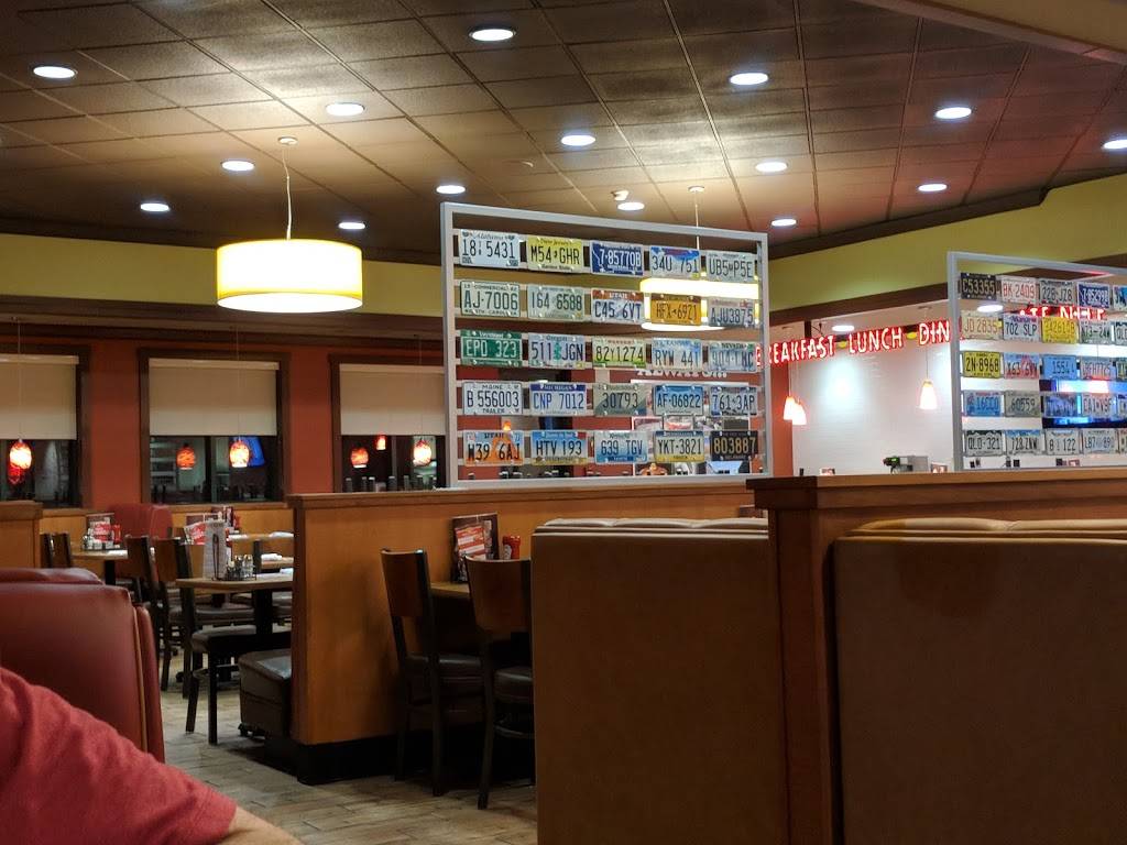 Dennys | restaurant | 5300 S, IN-3, Spiceland, IN 47385, USA | 7659878168 OR +1 765-987-8168