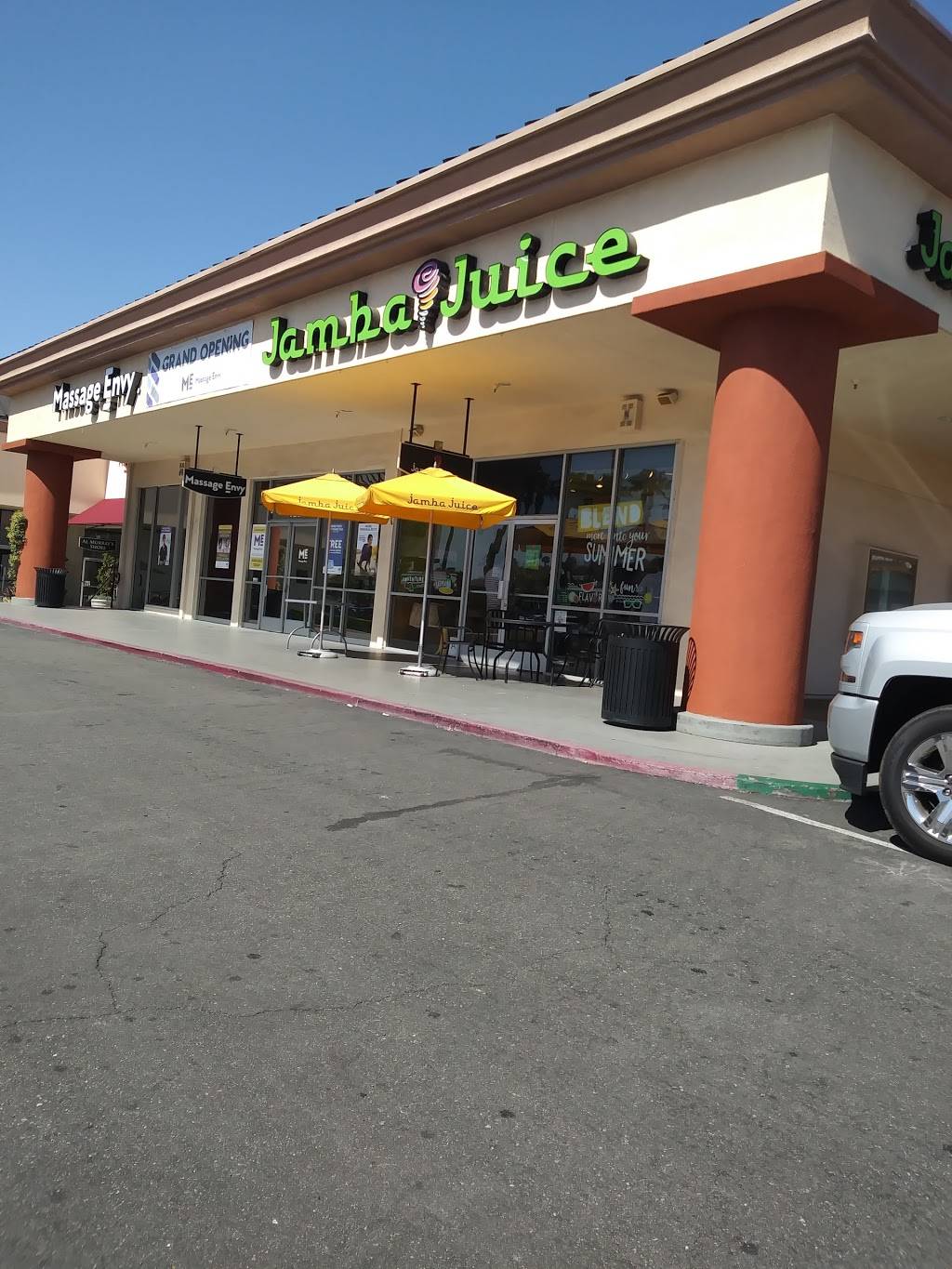 Jamba Juice Park Plaza | restaurant | 924 N. Western Ave., #300, San Pedro, CA 90732, USA | 3105148352 OR +1 310-514-8352