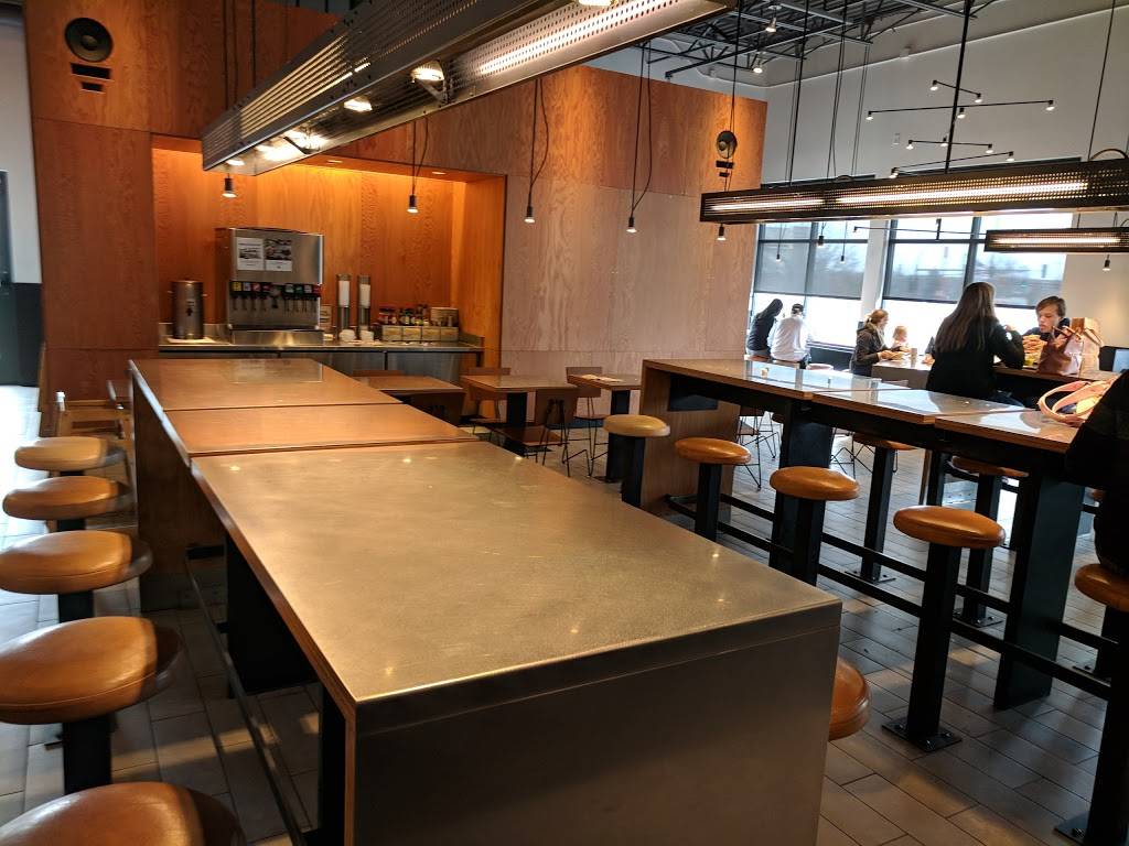 Chipotle Mexican Grill | restaurant | 7180 E Point Douglas Rd S Ste 300, Cottage Grove, MN 55016, USA | 6512024192 OR +1 651-202-4192