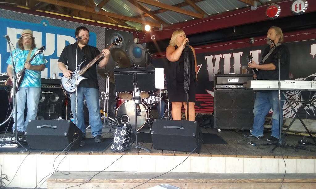 The Villa Tavern | restaurant | 6303 Rip Rap Rd, Huber Heights, OH 45424, USA | 9372370091 OR +1 937-237-0091