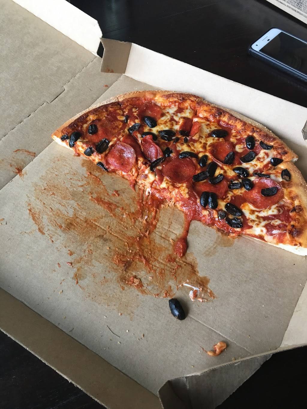 Pizza Hut | meal takeaway | 2337 N Chester Ave, Bakersfield, CA 93308, USA | 6613934200 OR +1 661-393-4200