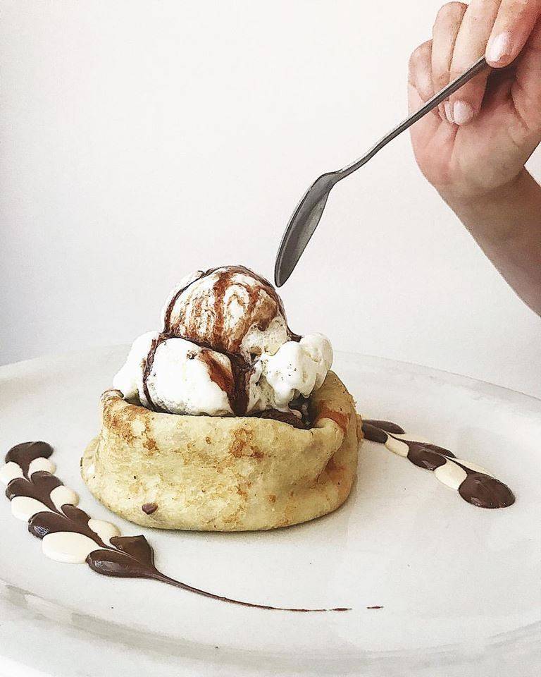 Les Crepes | restaurant | 9200 Stony Point Pkwy #152, Richmond, VA 23235, USA | 8044953650 OR +1 804-495-3650