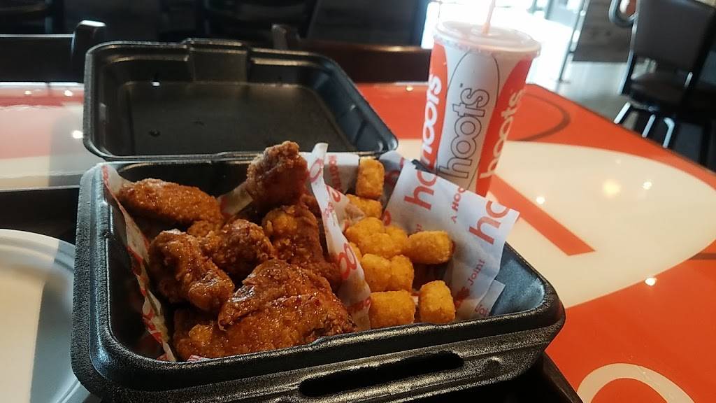 Hoots | restaurant | 2201-D S Cicero Ave, Cicero, IL 60804, USA | 7086523859 OR +1 708-652-3859